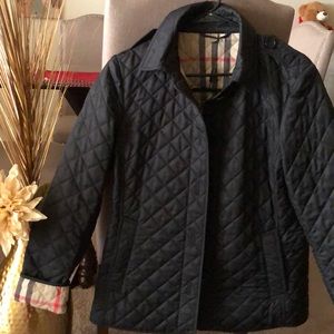 *Authentic* Woman’s Size L Quilted Burberry Jacket